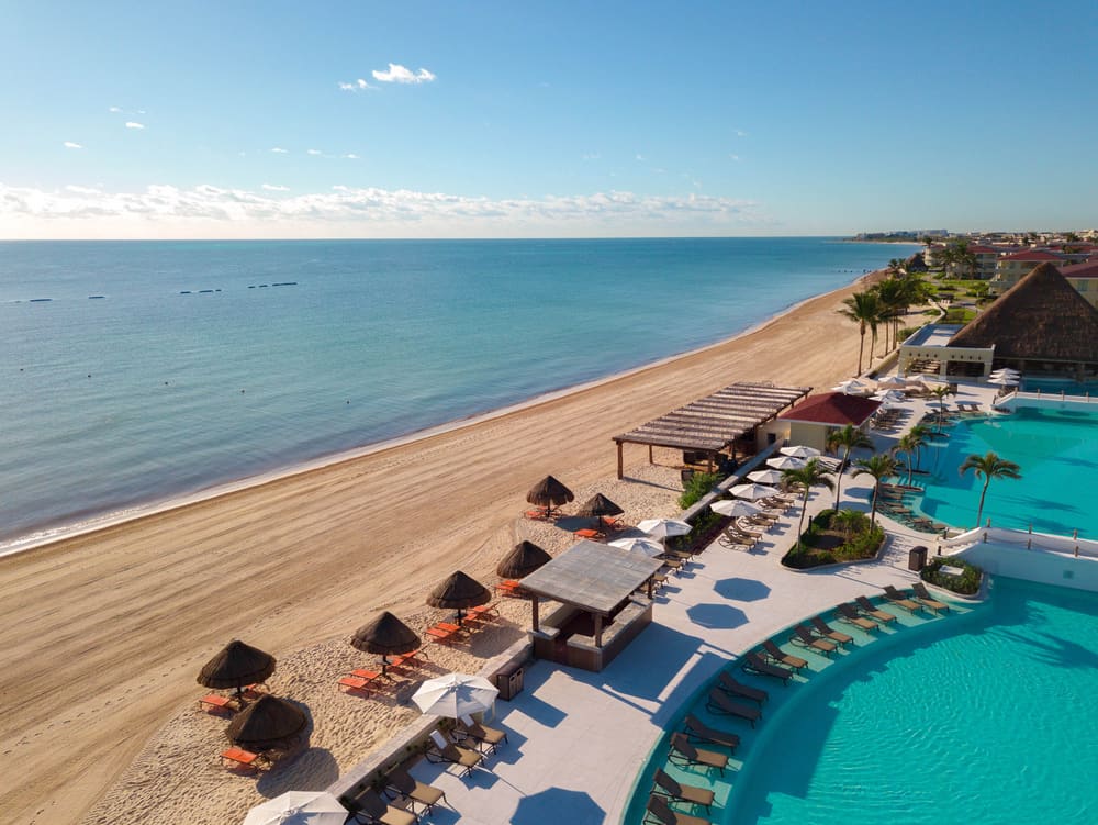 Playa de arena blanca de Moon Palace Cancún